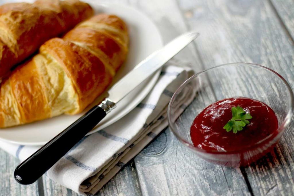 croissant and jam